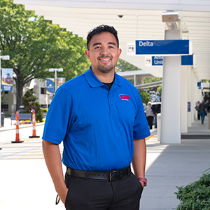 Bバスパーキングページ LAZ Parking | Reserve Parking Now | Best Parking Garages